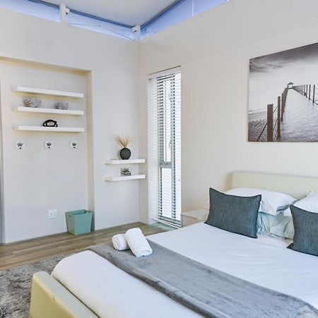 Gnd Properties Luxury Holiday Home Port Elizabeth Exteriör bild