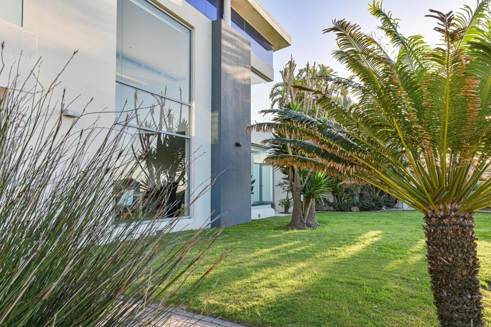Gnd Properties Luxury Holiday Home Port Elizabeth Exteriör bild